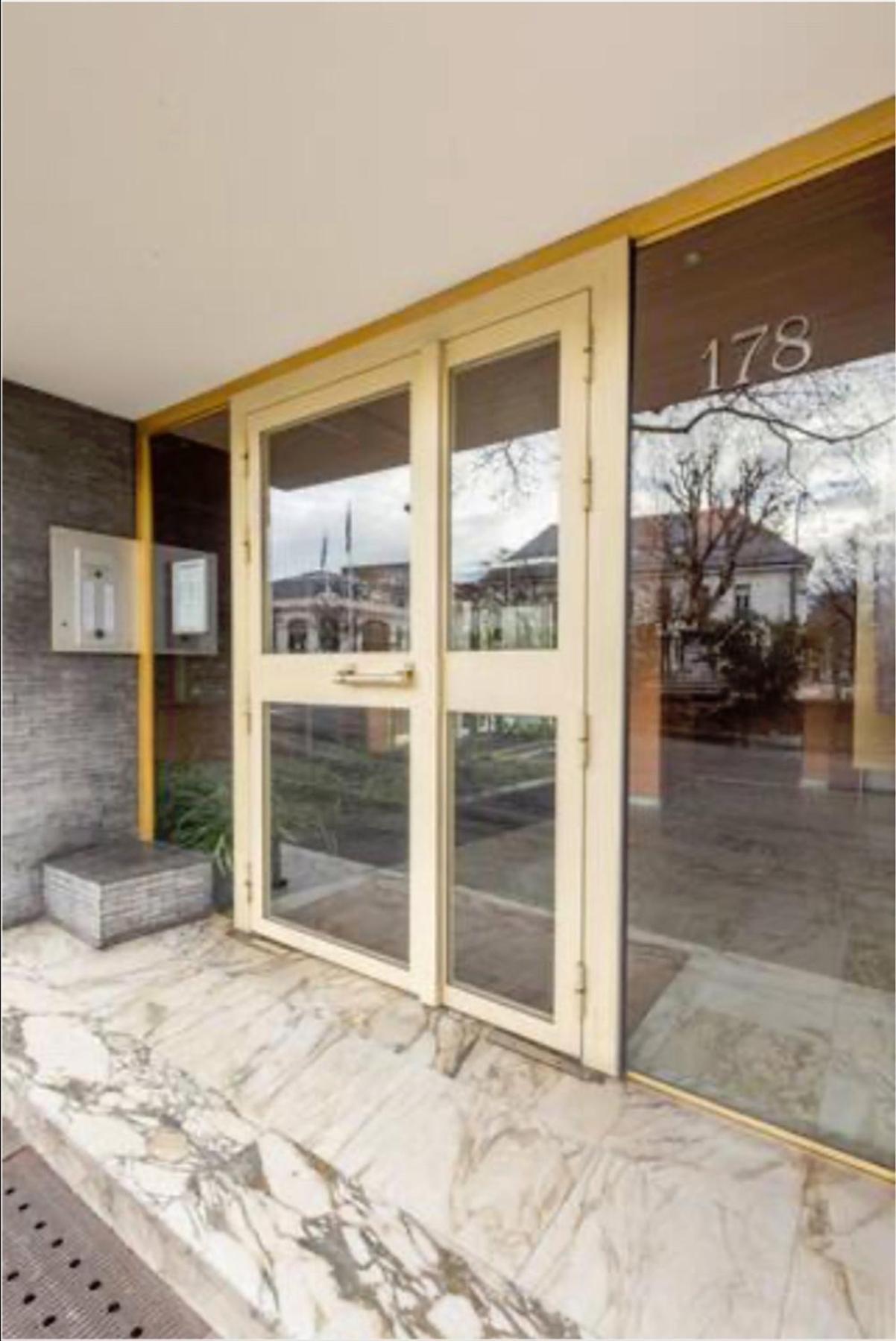 Logement Autour De Moi * * * * * Chambery Luaran gambar